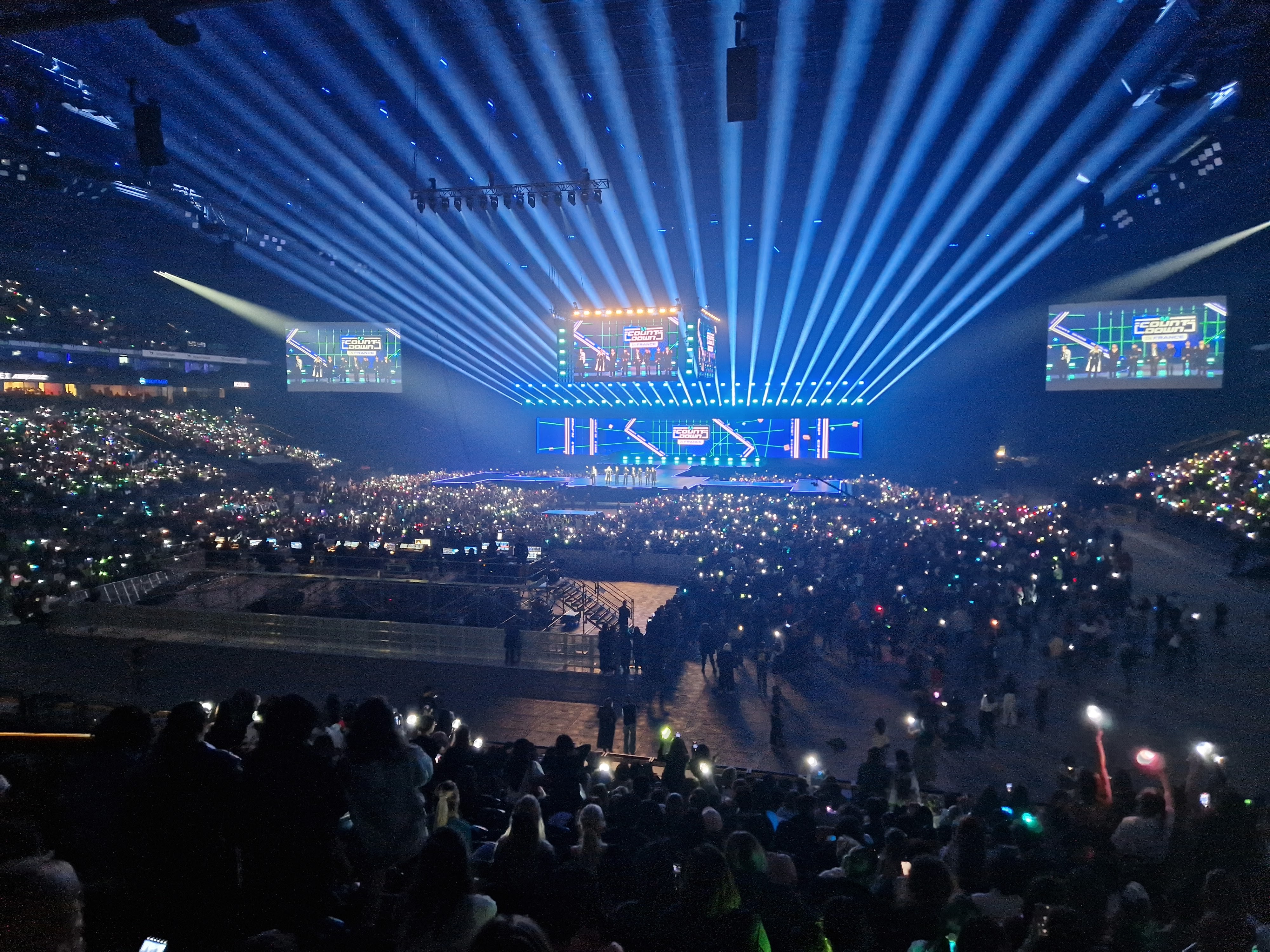 MCountdown in Paris !